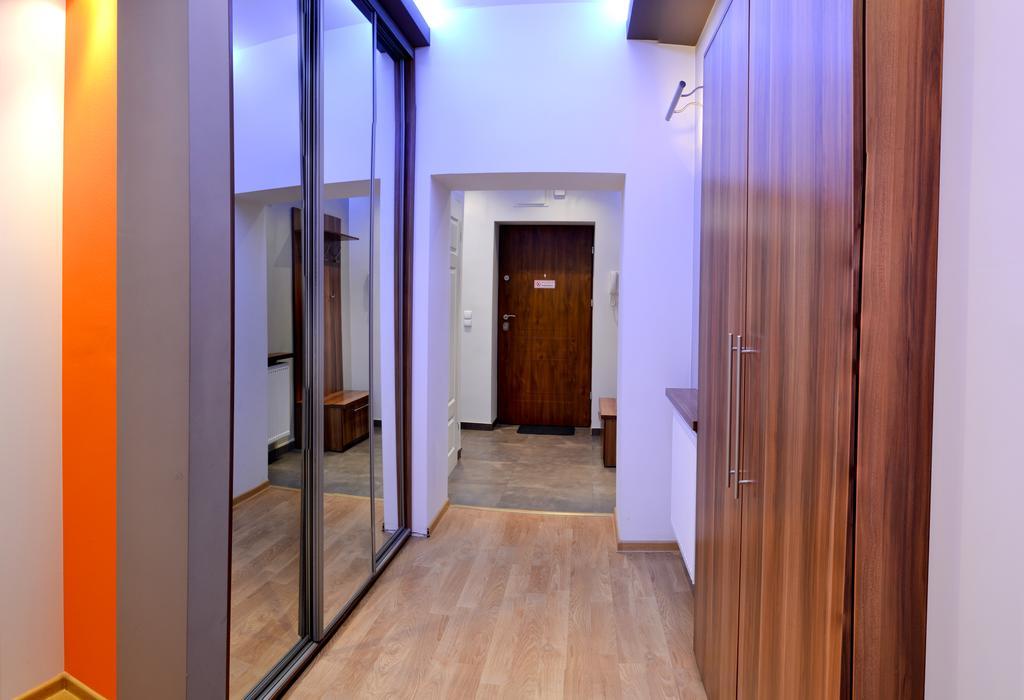 777 Apartaments Краков Экстерьер фото